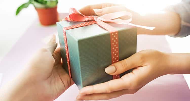 Las 10 mejores ideas de regalos para ella