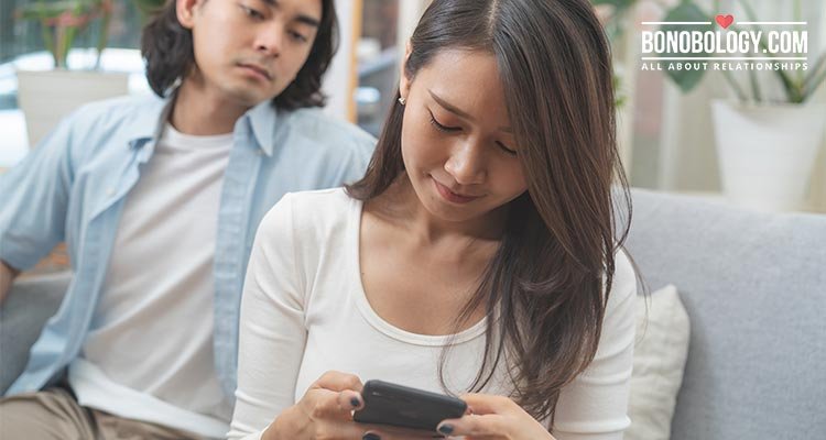 ¿Quién es esta chica que le envía mensajes de 'Buenos días'?