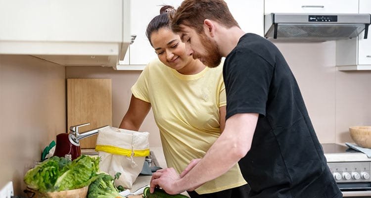 ¿Los hombres que cocinan son los mejores amantes?