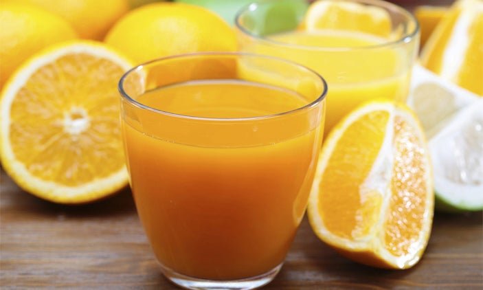 Razones por las que debería beber jugo de naranja